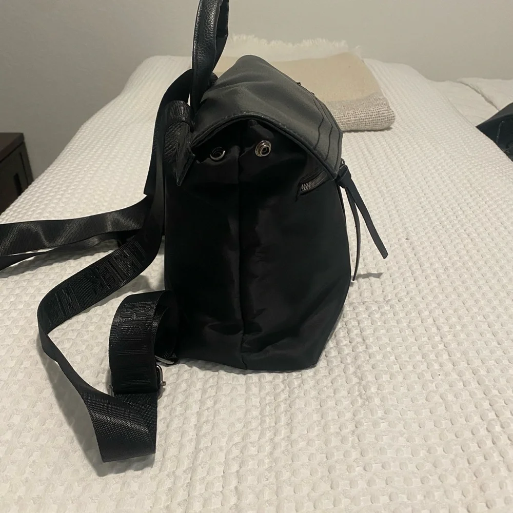 Botkier reposhing this